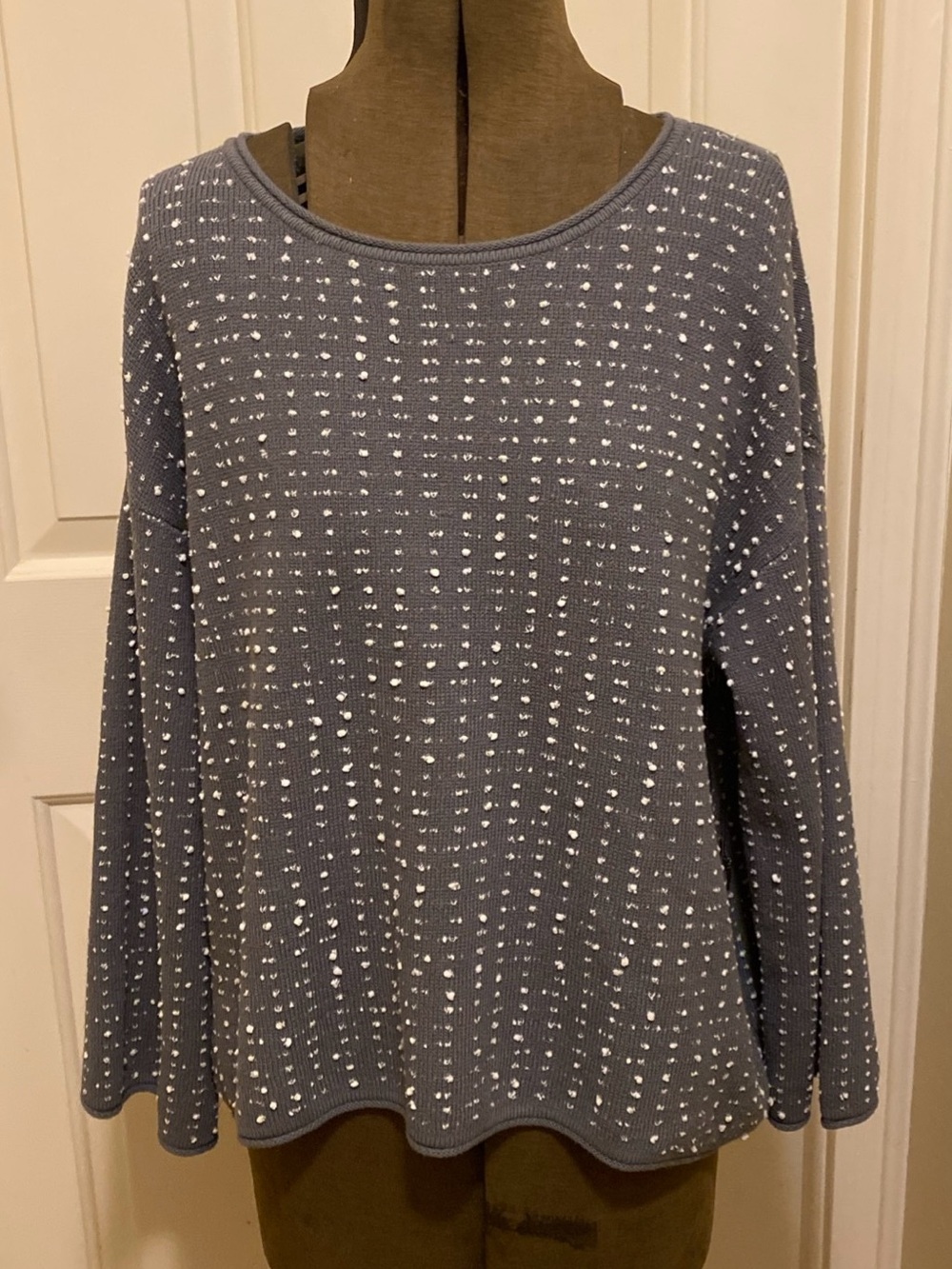 LIV by Habitat Gray White Knit Sweater Top Size S -J25